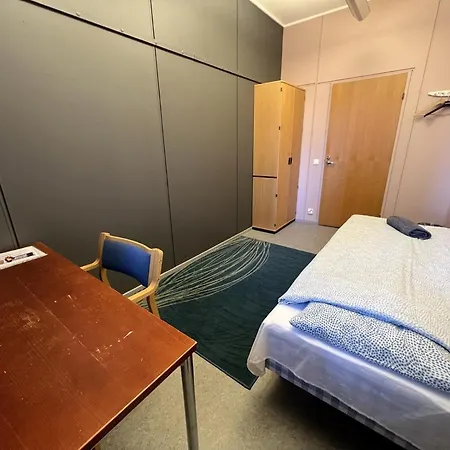 Office House Services 224 * Helsinki